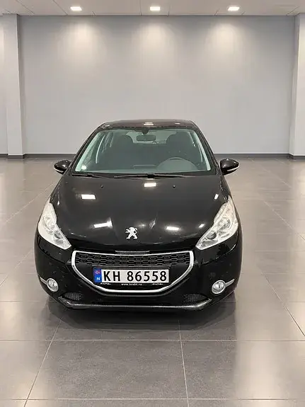 Peugeot 208 2012 photo 3