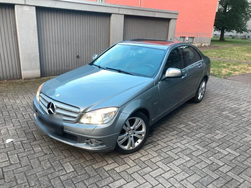 Mercedes-Benz C280