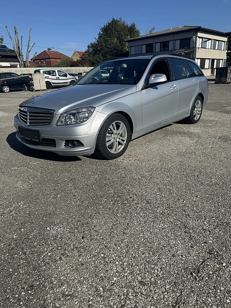 Mercedes-Benz C-Class 2008 photo 2