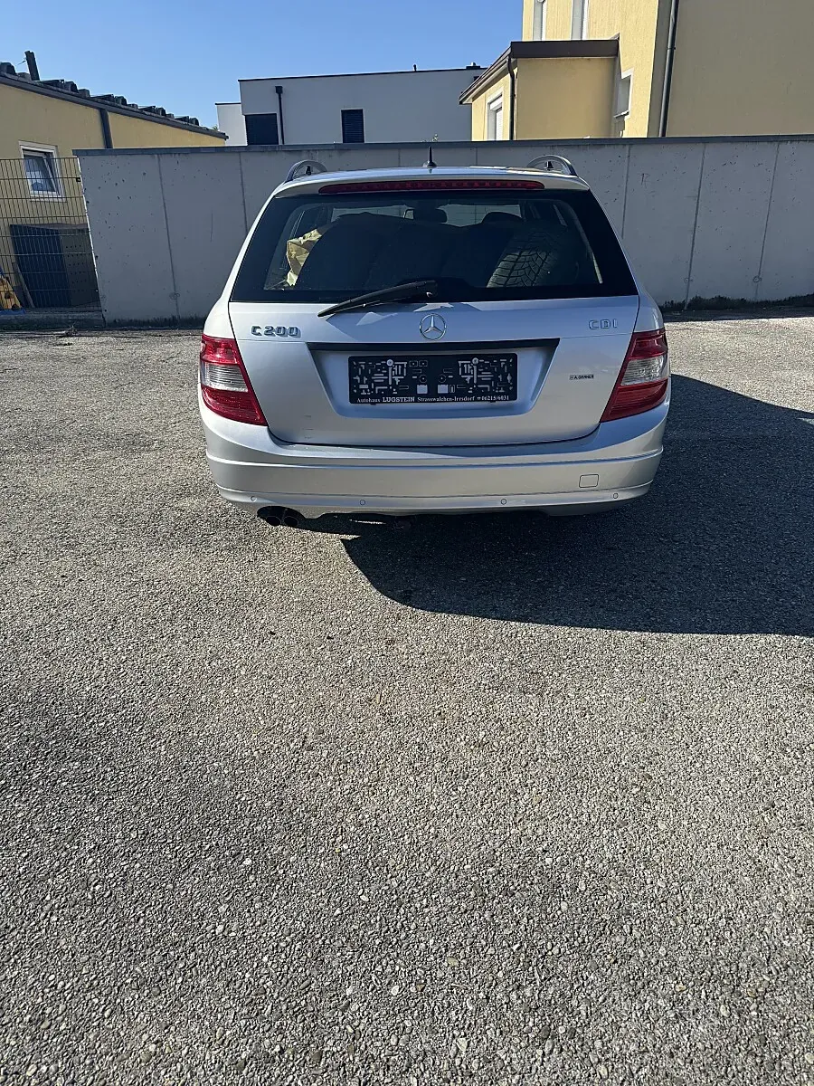 Mercedes-Benz C-Class 2008 photo 3
