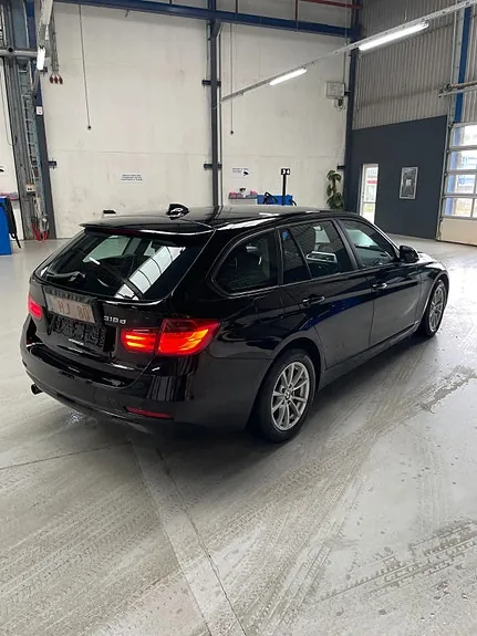 BMW 3 Series 2014 photo 3