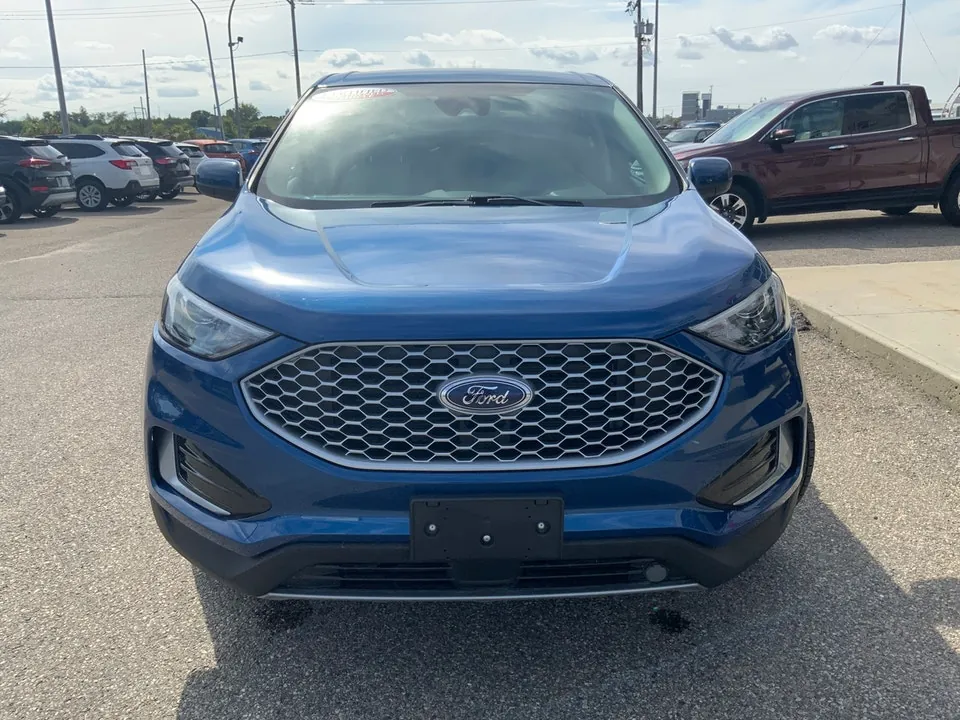 Ford Edge 2023 photo 2