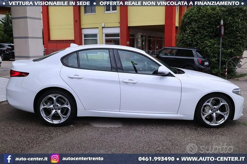 Alfa Romeo Giulia 2019 photo 5