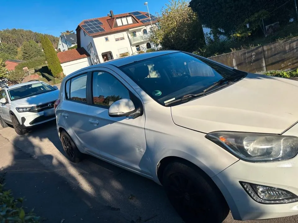 Hyundai I20