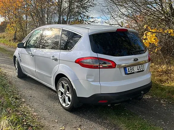 Ford S-Max 2012 photo 4
