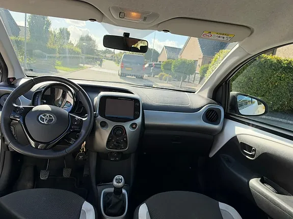Toyota Aygo 2014 photo 5