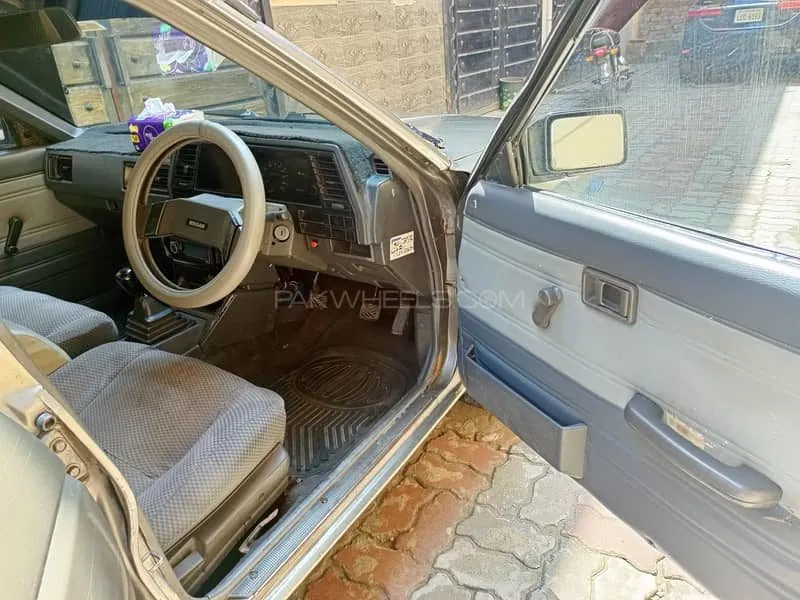 Nissan Sunny