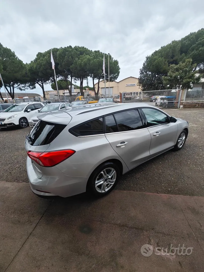 Ford Focus 2020 photo 4
