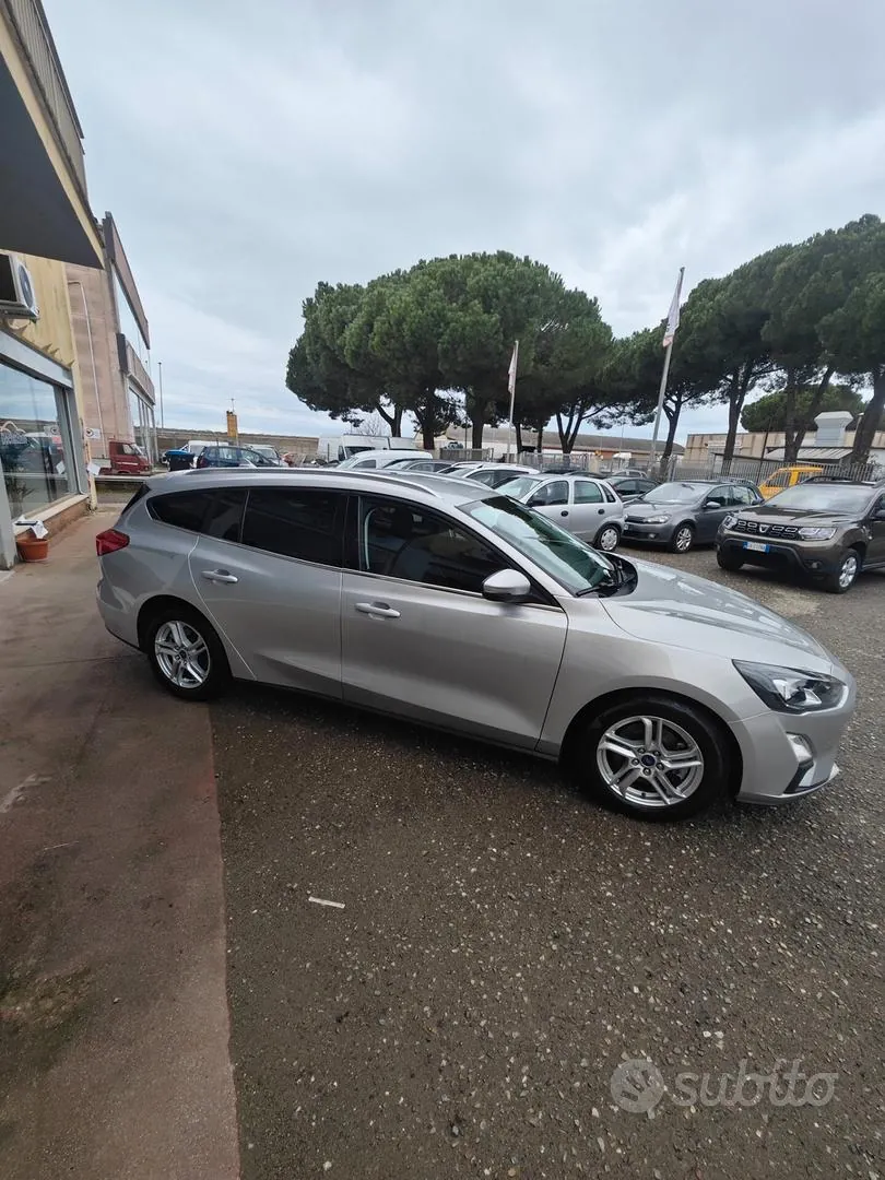 Ford Focus 2020 photo 3