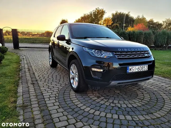 Land Rover Discovery Sport 2018 photo 2