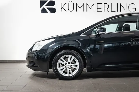 Toyota Avensis 2010 photo 2