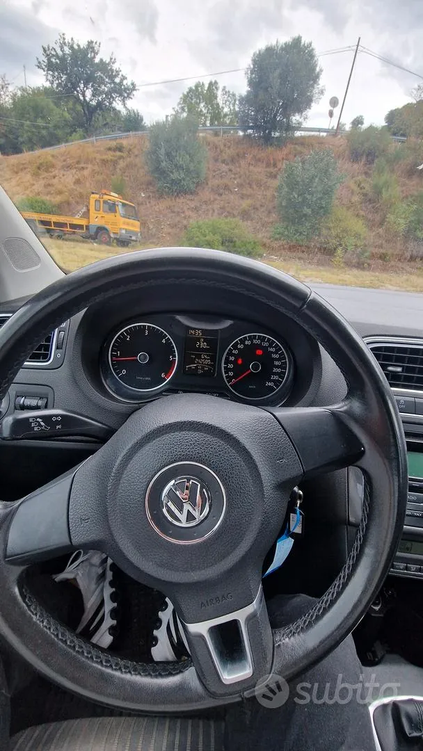 Volkswagen Polo 2011 photo 5