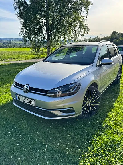 Volkswagen Golf 2018 photo 2