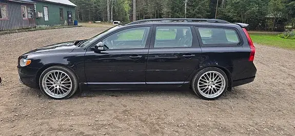 Volvo V70 2009 photo 2