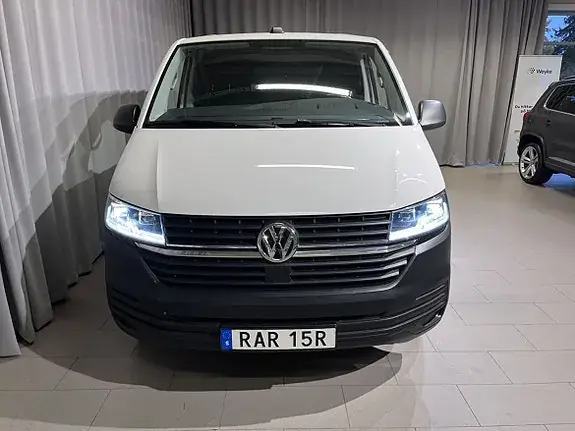 Volkswagen Transporter 2024 photo 2