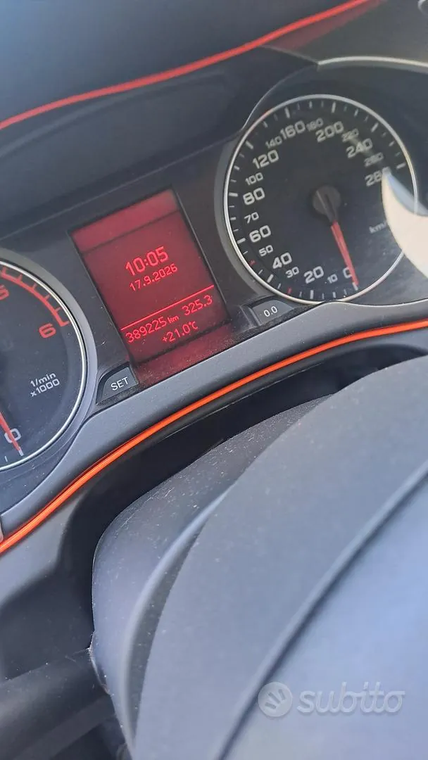 Audi A4 2011 photo 5