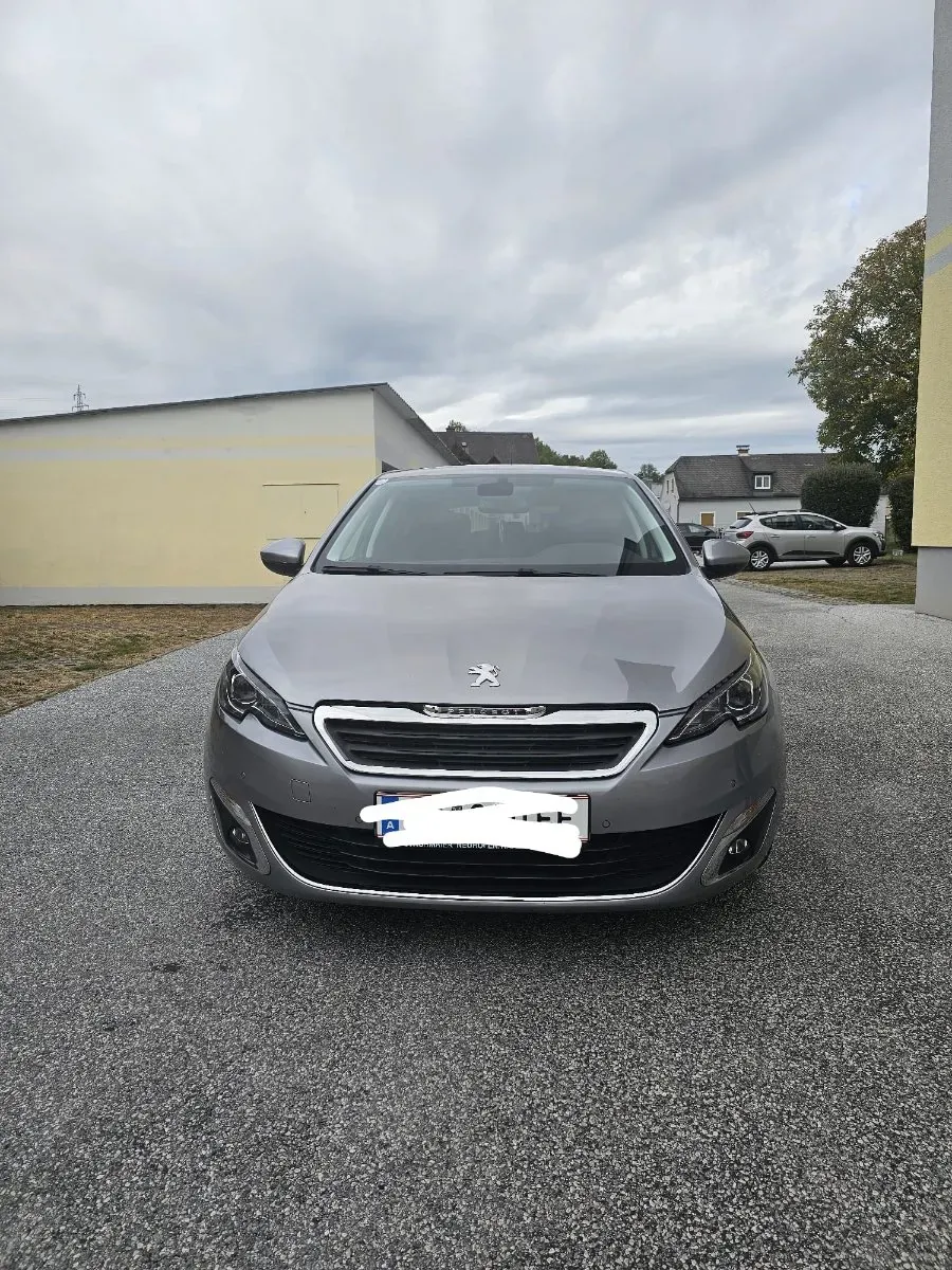 Peugeot 308 2017 photo 2