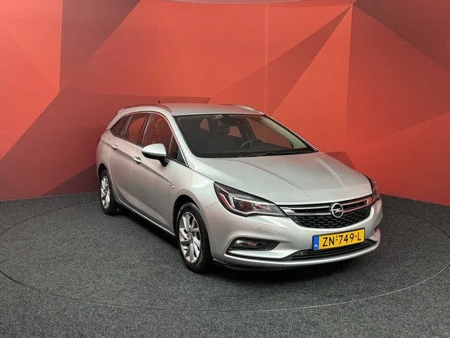 Opel Astra 2019 photo 3