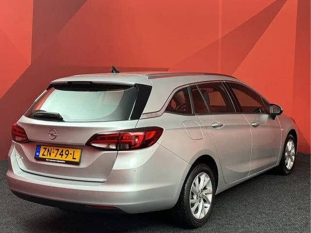 Opel Astra 2019 photo 2