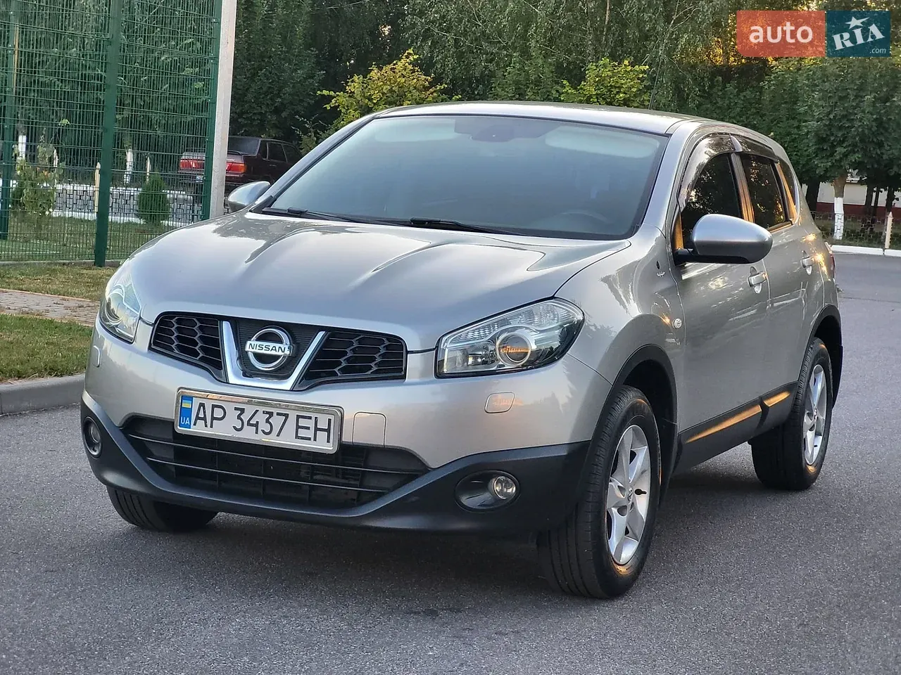 Nissan Qashqai 2013 photo 4