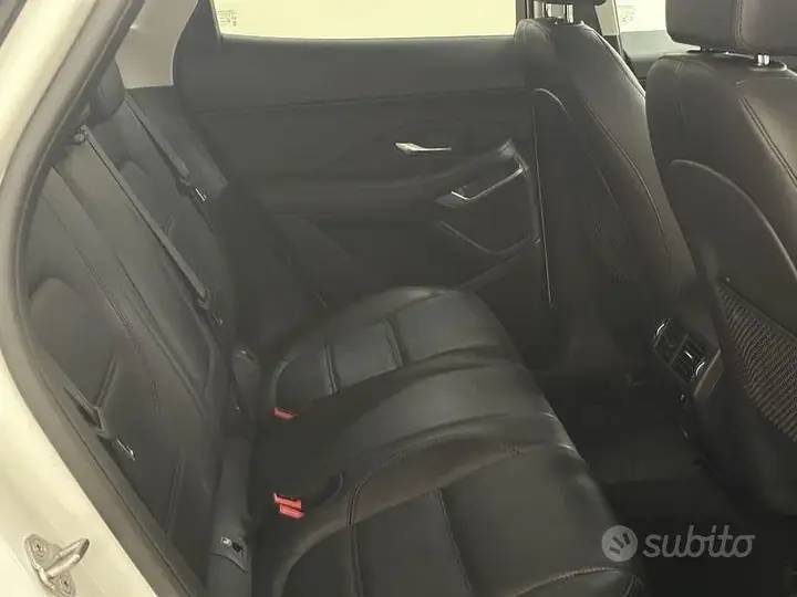 Jaguar E-Pace 2020 photo 5
