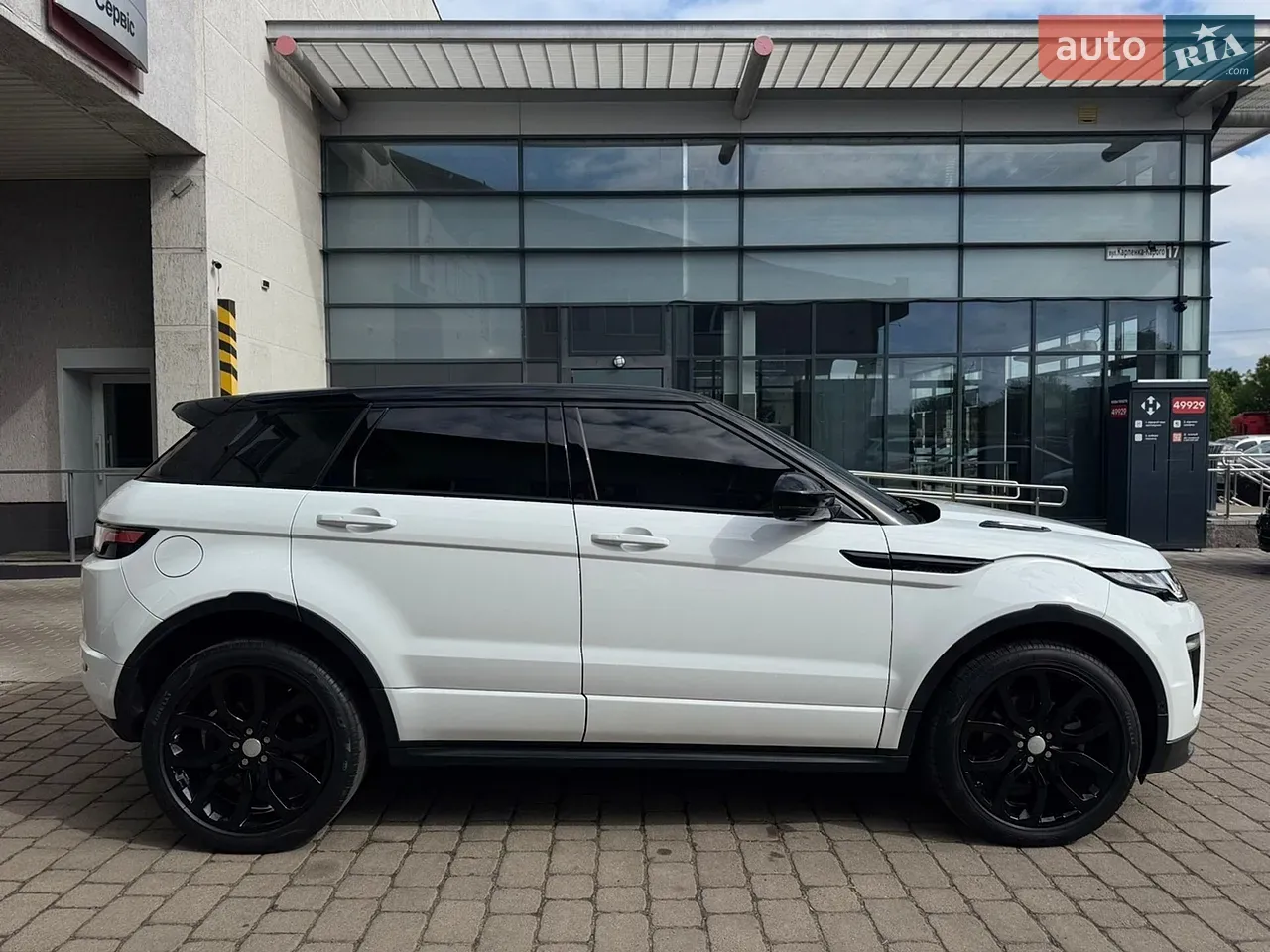 Land Rover Range Rover Evoque 2017 photo 4
