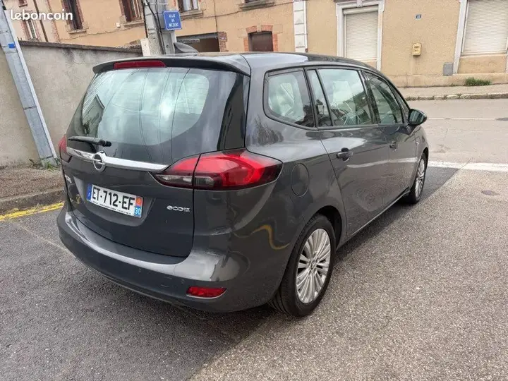 Opel Zafira Tourer 2016 photo 3