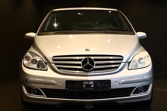 Mercedes-Benz B180 D 2006 photo 2