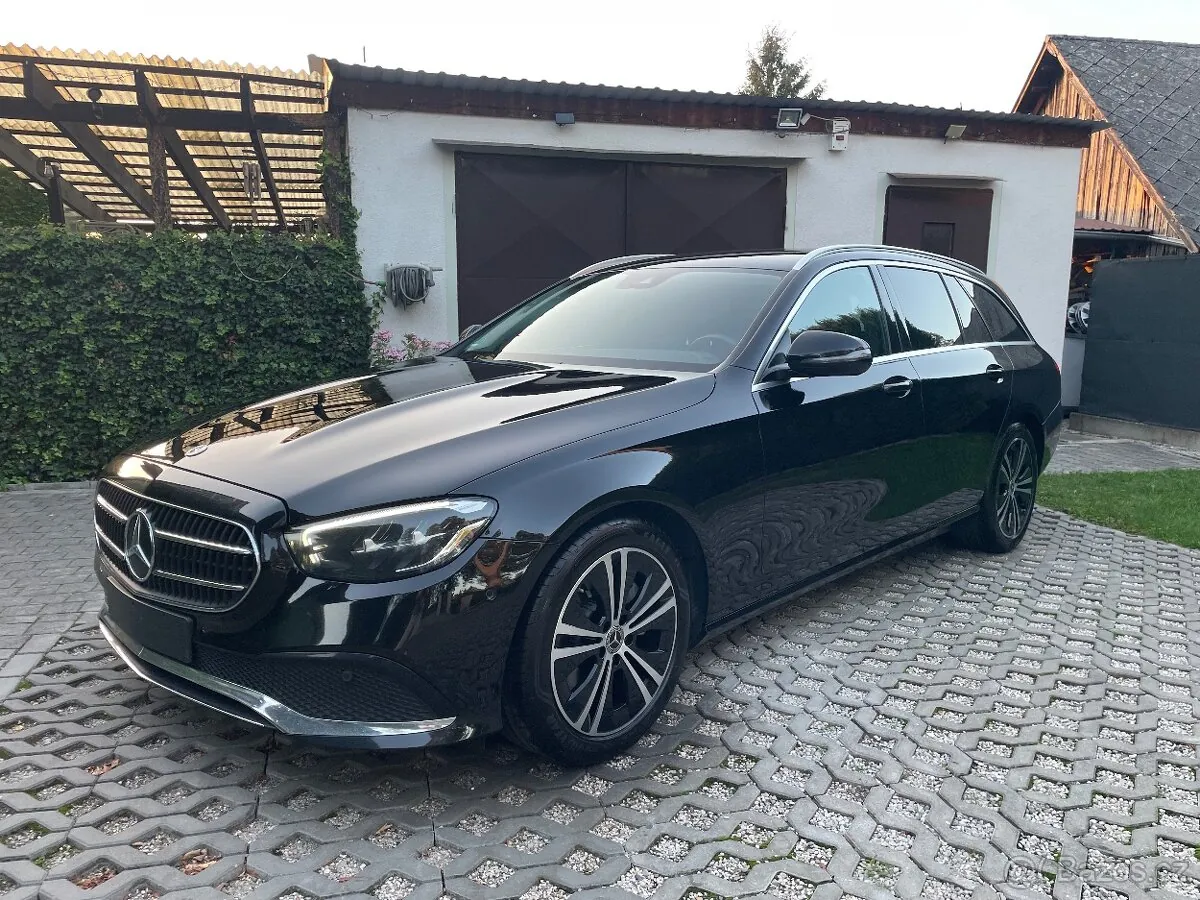 Mercedes-Benz E 220D