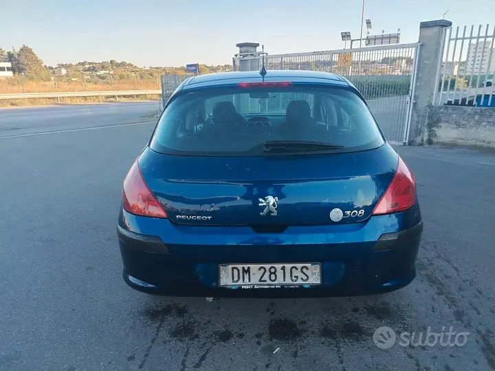 Peugeot 308 2008 photo 5
