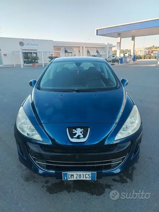 Peugeot 308 2008 photo 3