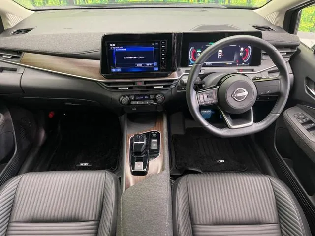 Nissan Ora G 2023 photo 2