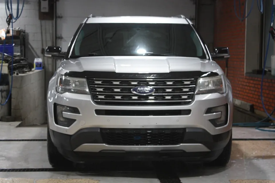 Ford Explorer 2016 photo 2