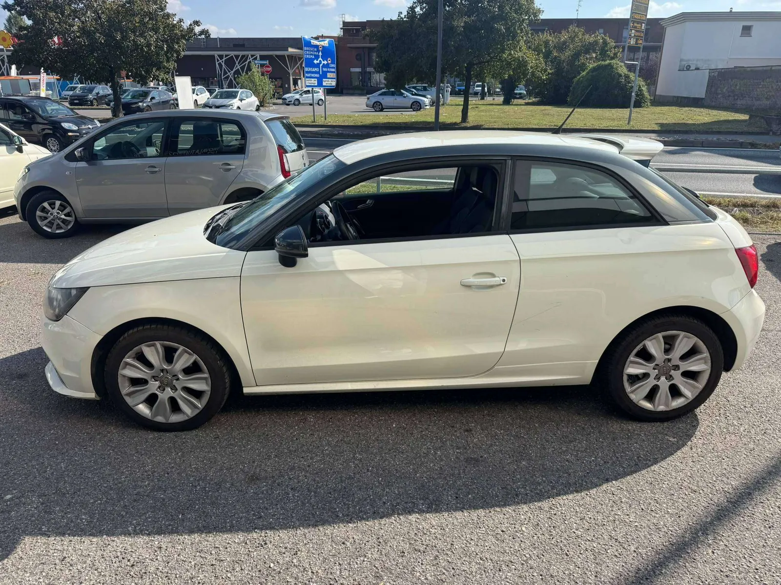 Audi A1 2012 photo 3