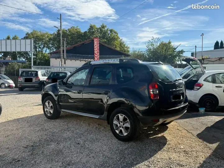 Dacia Duster 2014 photo 2