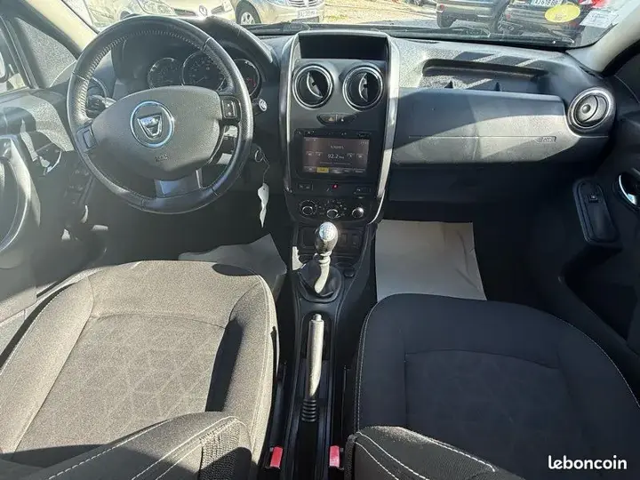 Dacia Duster 2014 photo 5