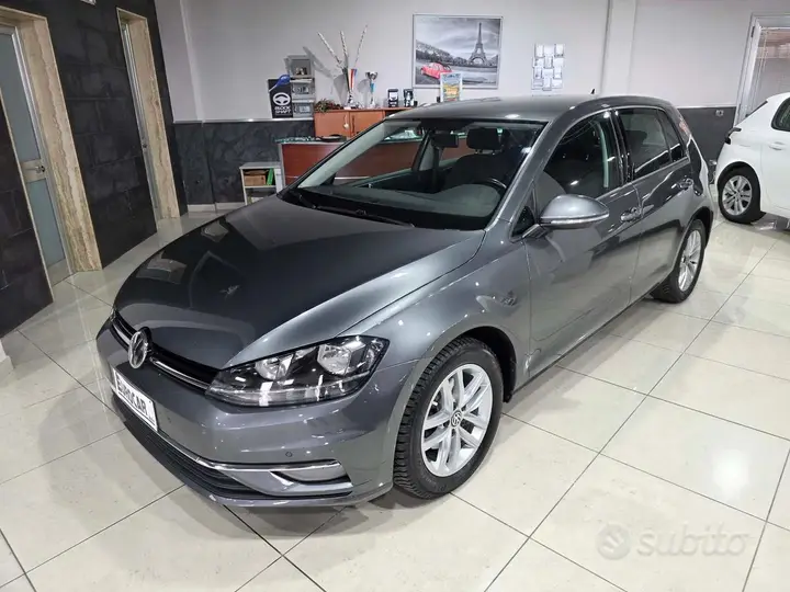 Volkswagen Golf 2018 photo 2