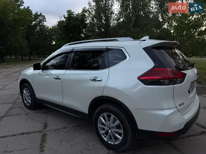 Nissan Rogue 2018 photo 3