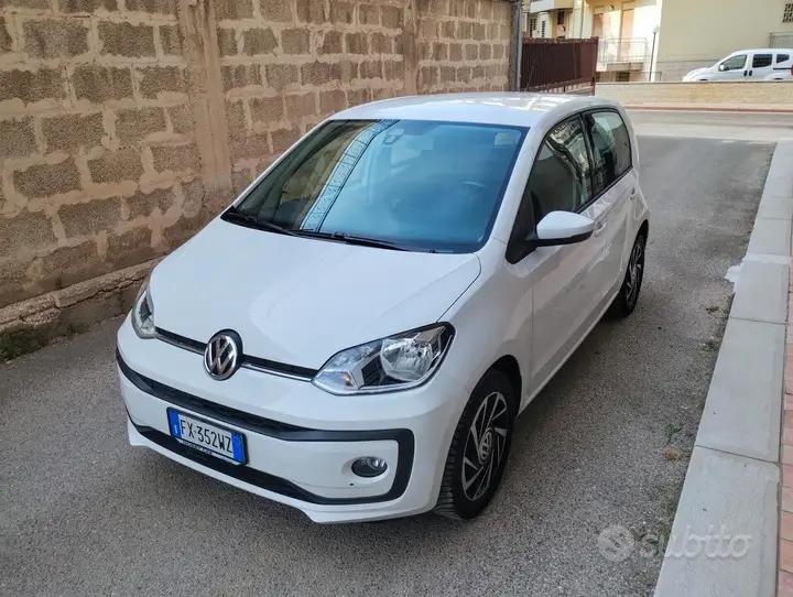 Volkswagen Up 2019 photo 4