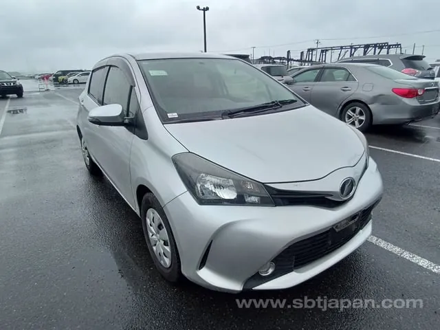 Toyota Vitz F