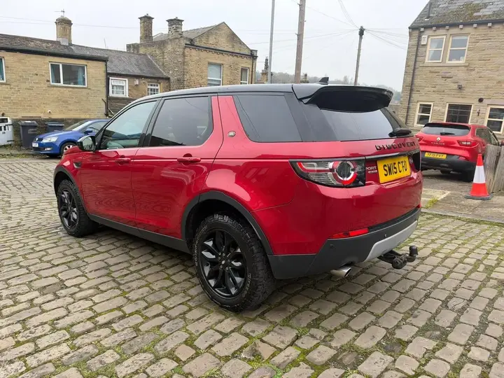 Land Rover Discovery Sport 2015 photo 3