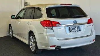 Subaru Legacy 2013 photo 5