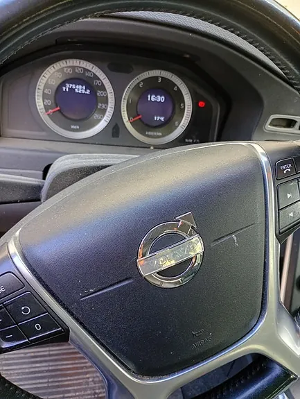 Volvo V70 2011 photo 3