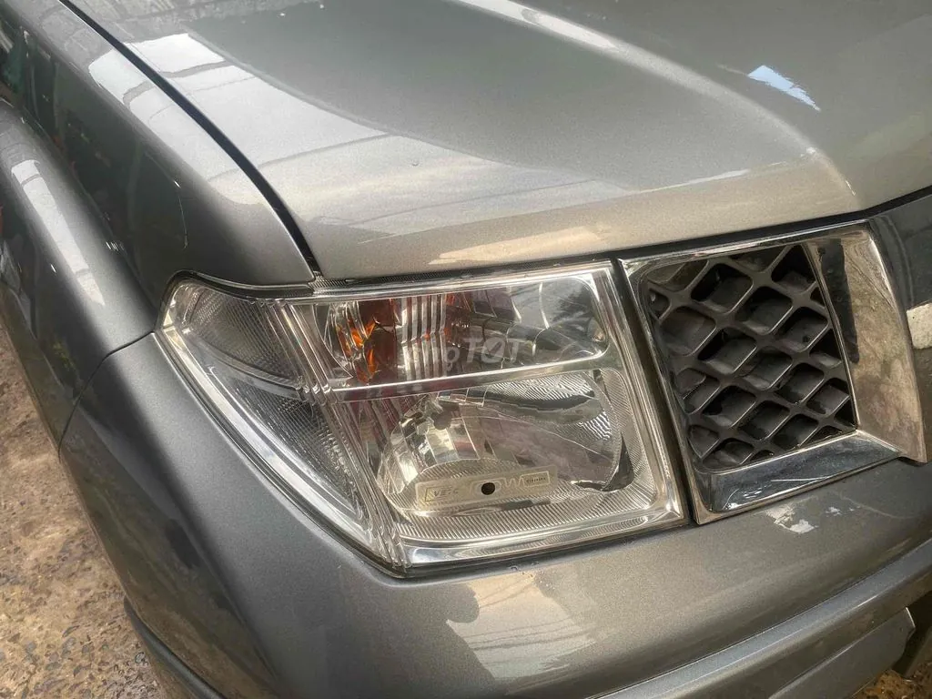 Nissan Navara 2012 photo 5