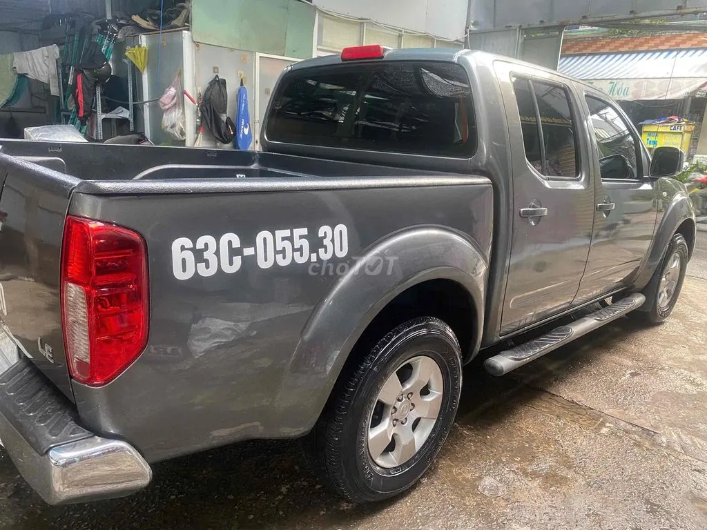Nissan Navara 2012 photo 2