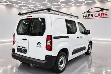 Citroen Berlingo 2022 photo 2