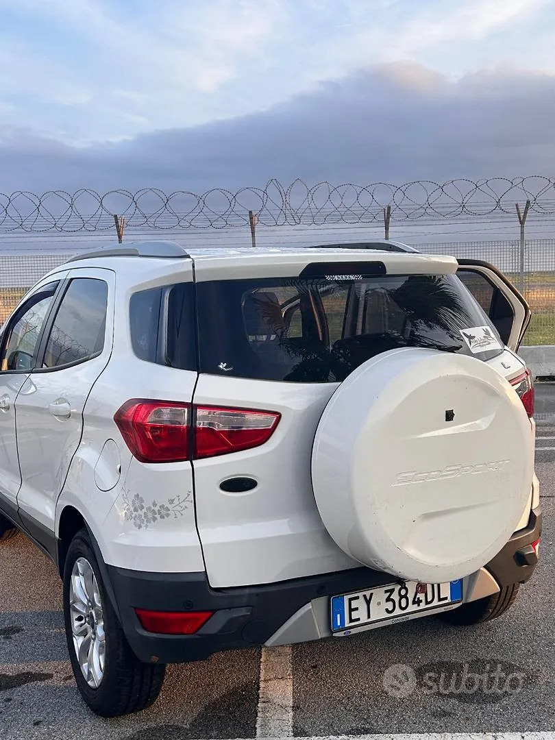 Ford Ecosport 2015 photo 2