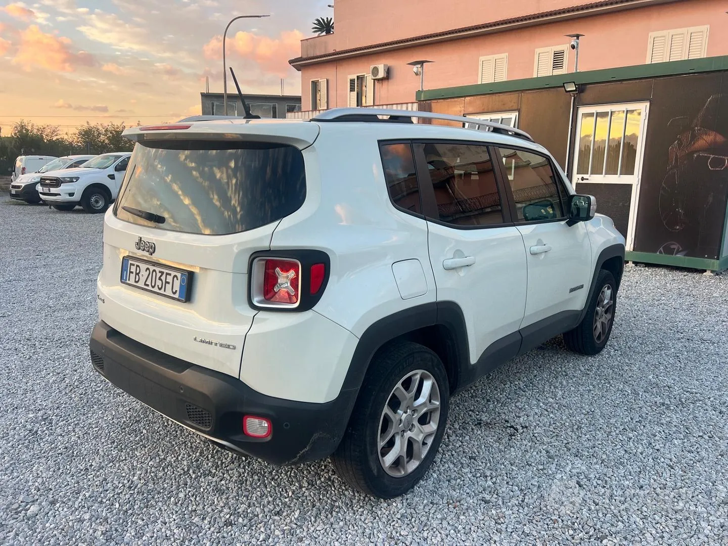 Jeep Renegade 2016 photo 4