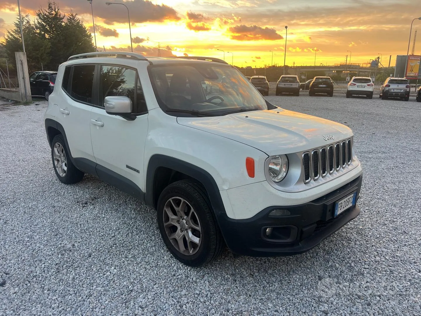 Jeep Renegade 2016 photo 2