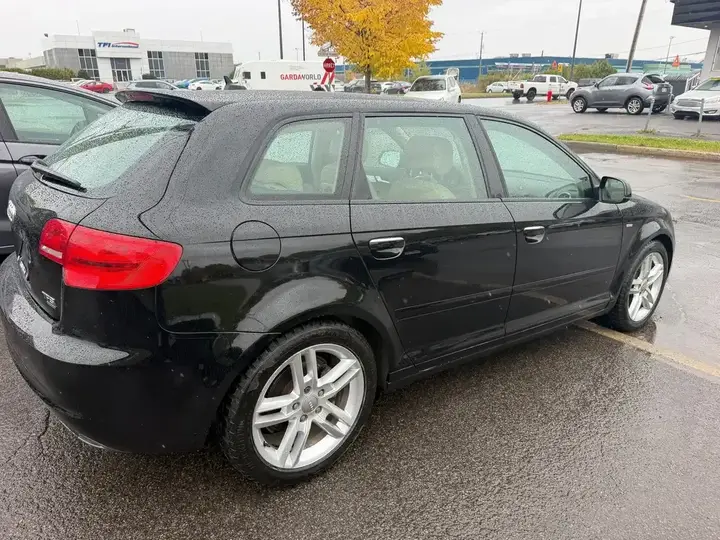 Audi A3 2011 photo 4